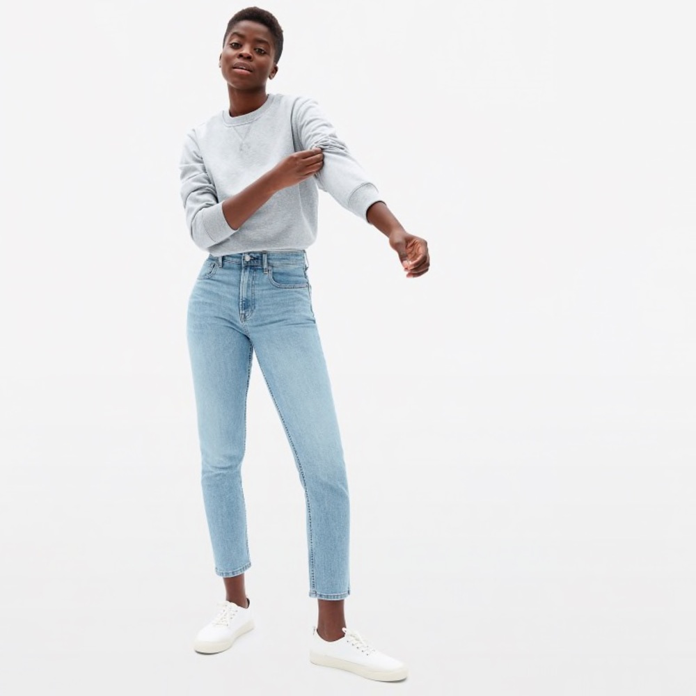 The Everlane Original Cheeky Jean - Sky Blue